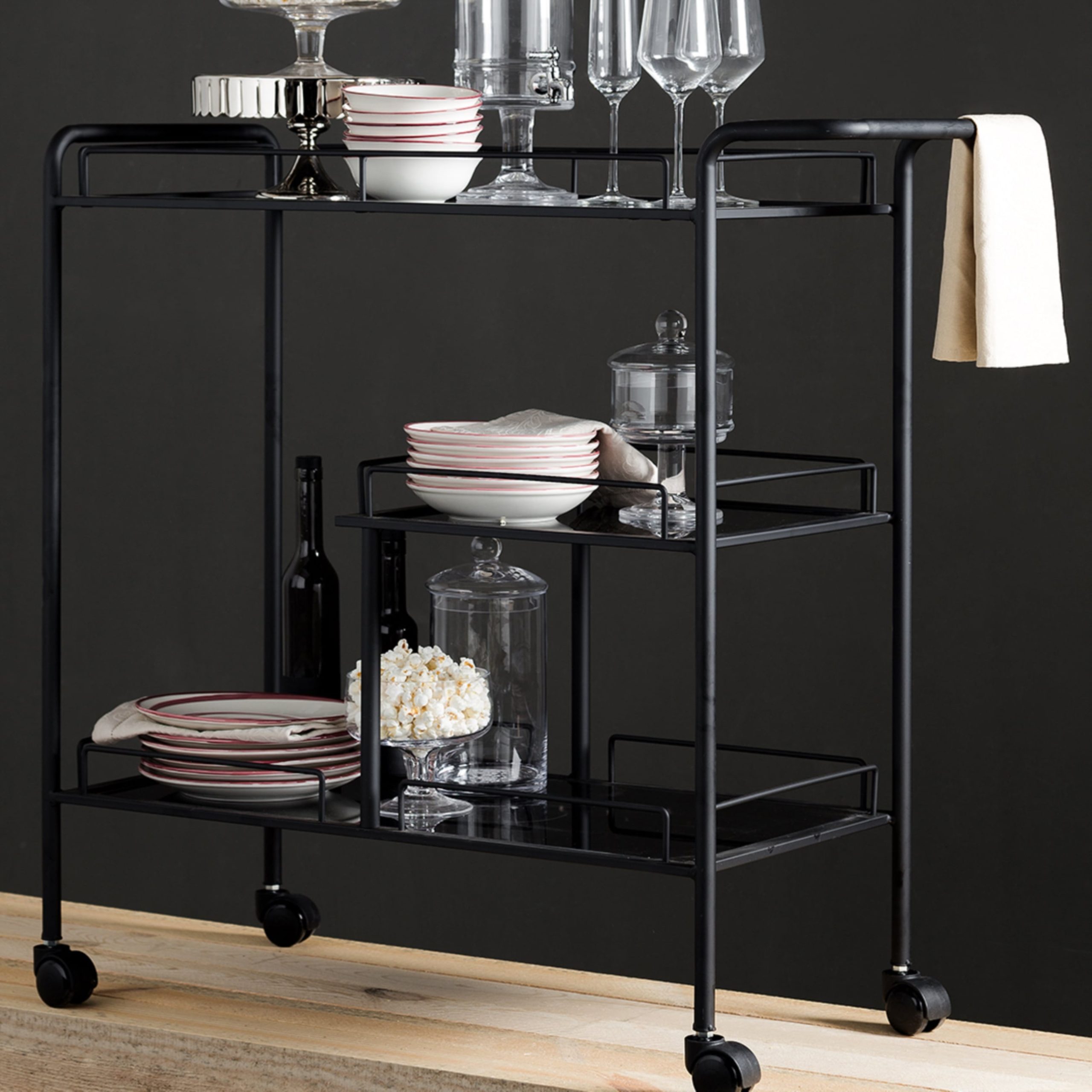 Черная двухъярусная сервировочная тележка