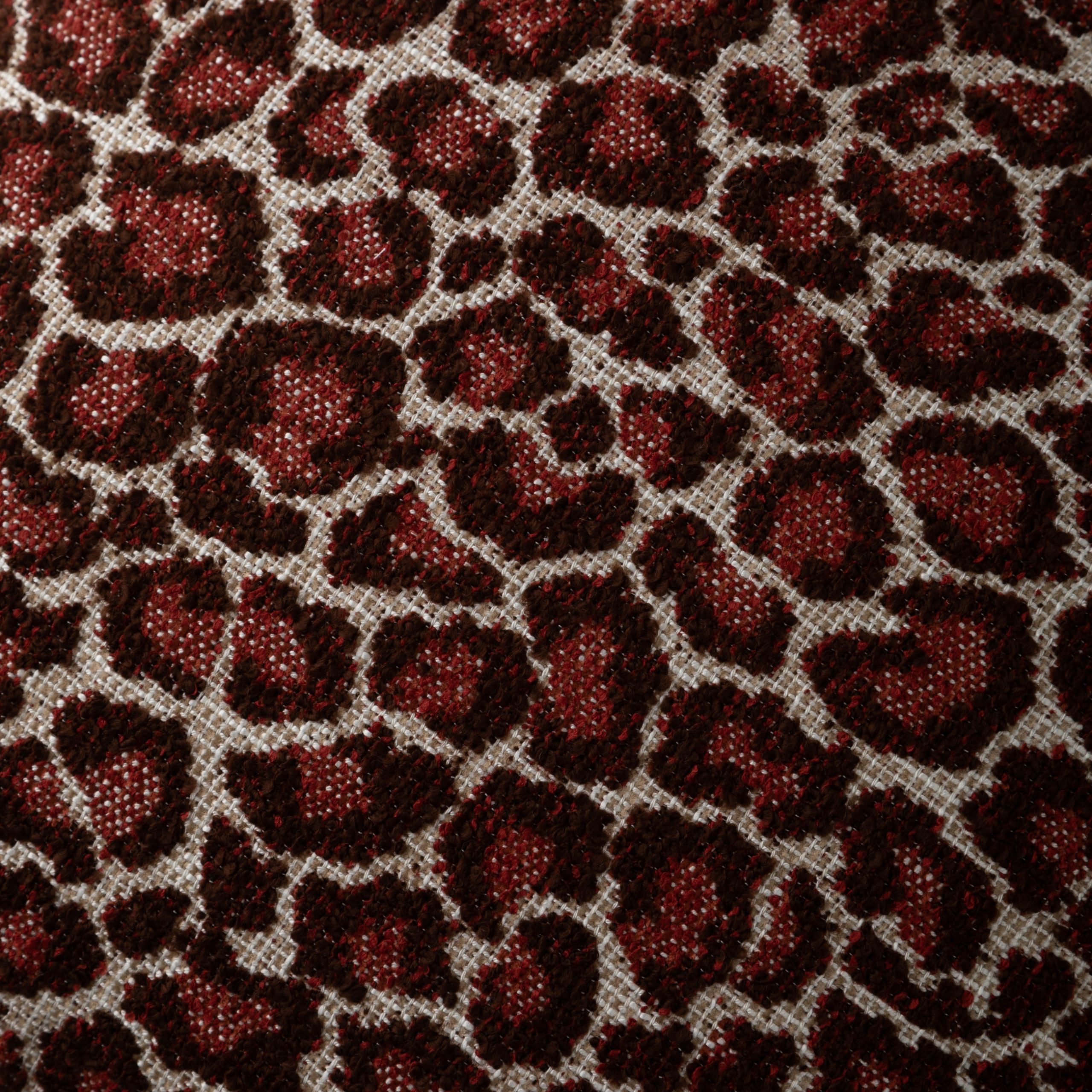 Подушка Leona, красновато-коричневая, 45х45 см