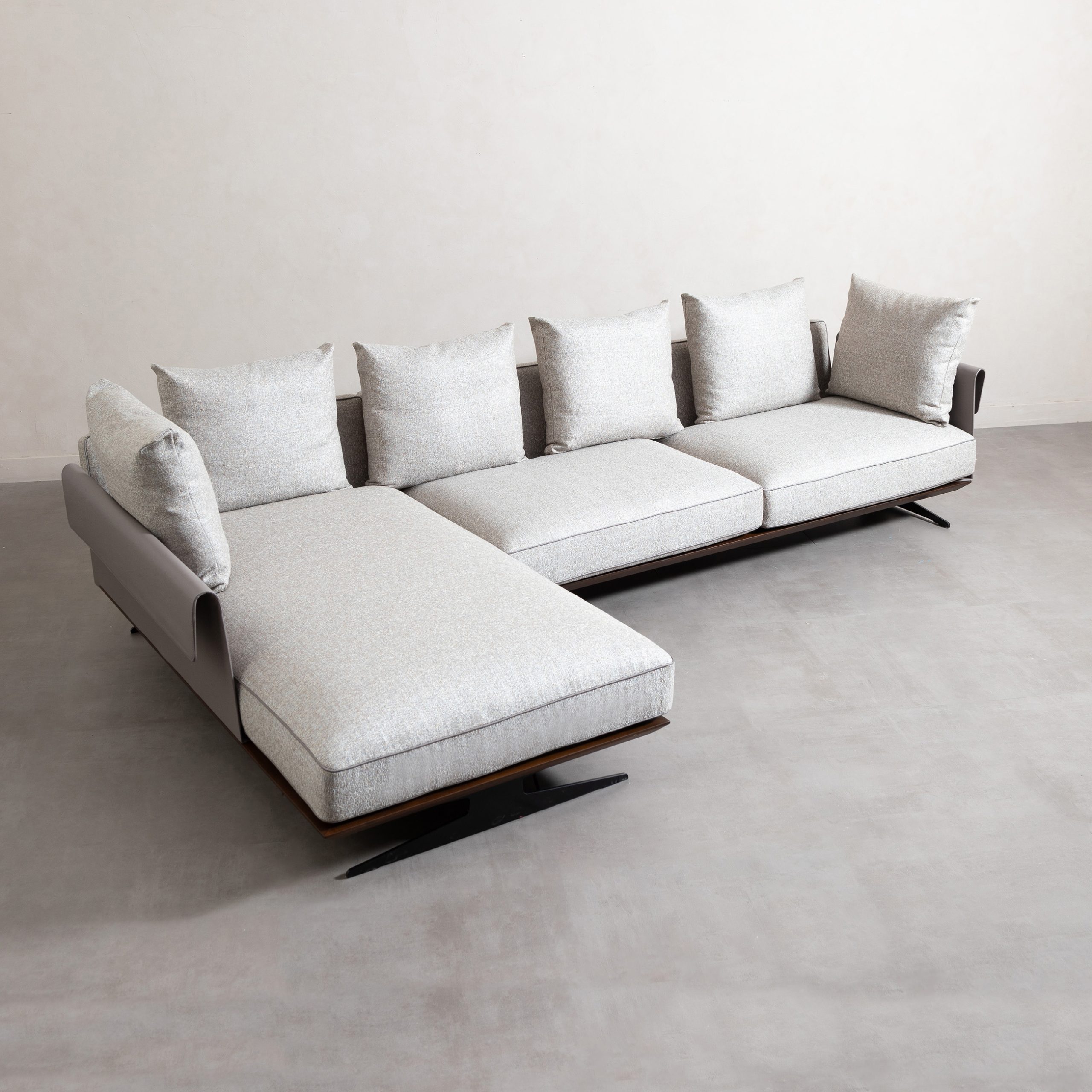 Правый диван Carlo L