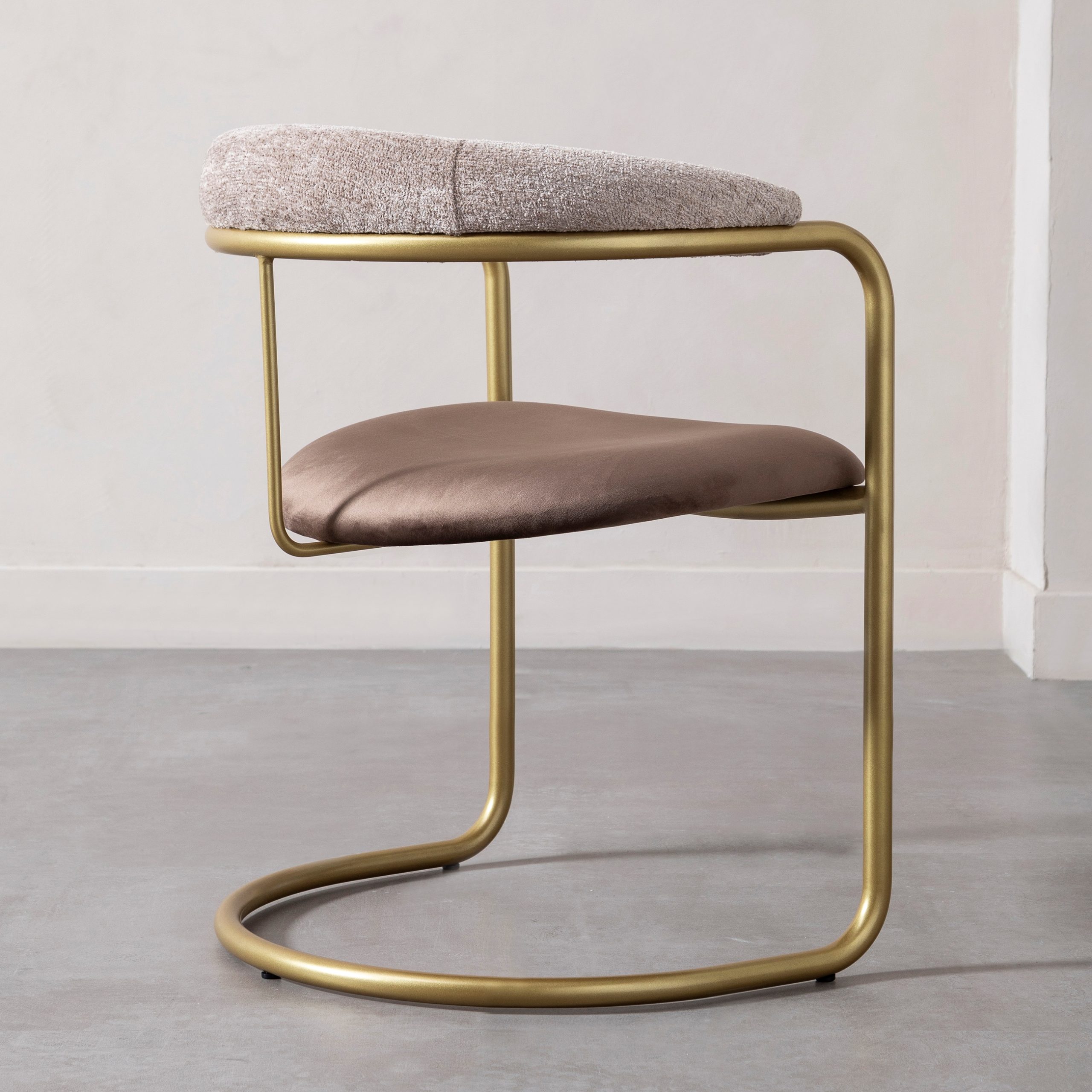 Стул Deny, темно-коричневый, ножки желтые